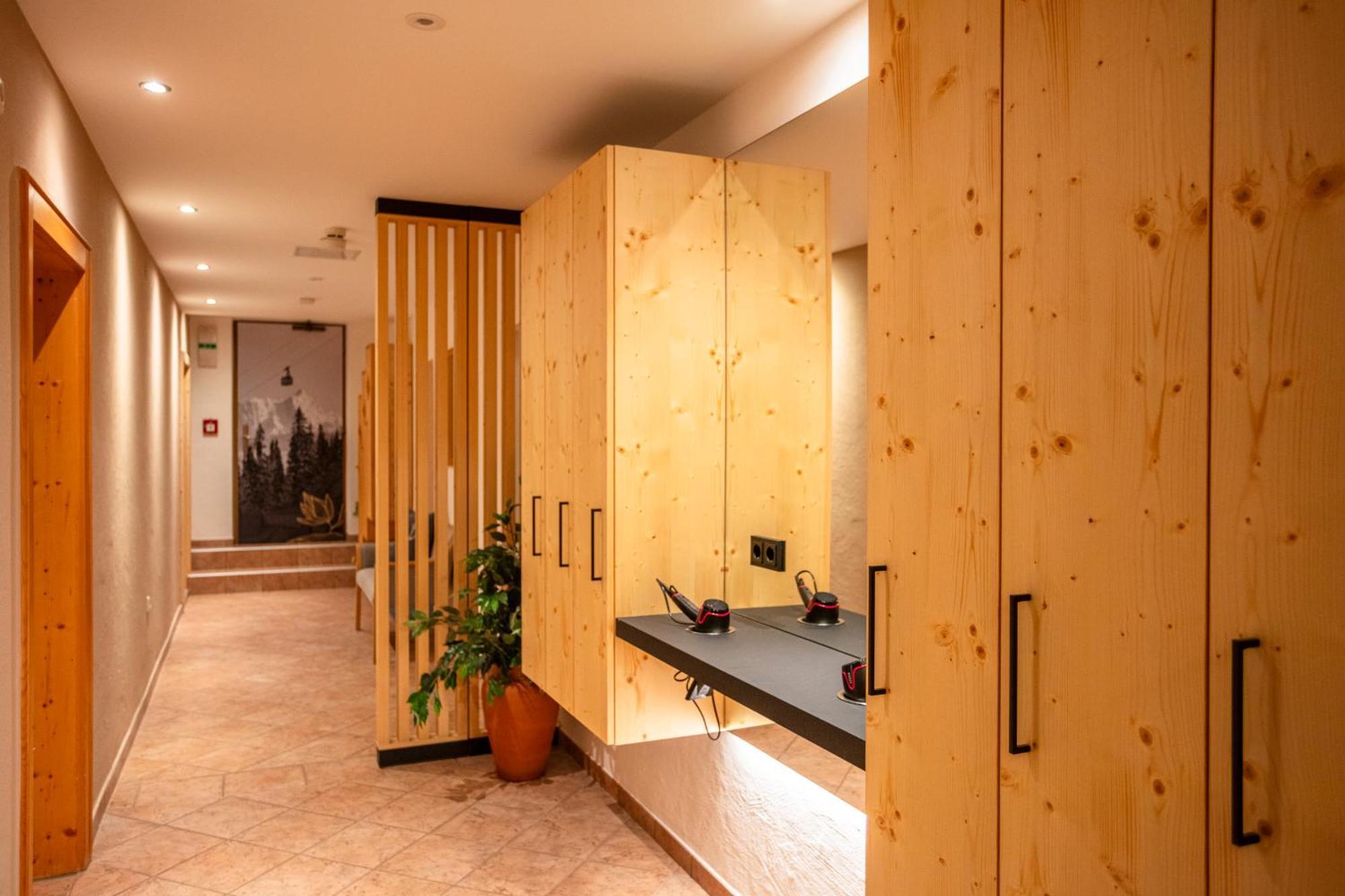Hotel Oberwirt - Nahe An Saalbach Und Zell Am See, Viehhofen Sommercard Екстериор снимка