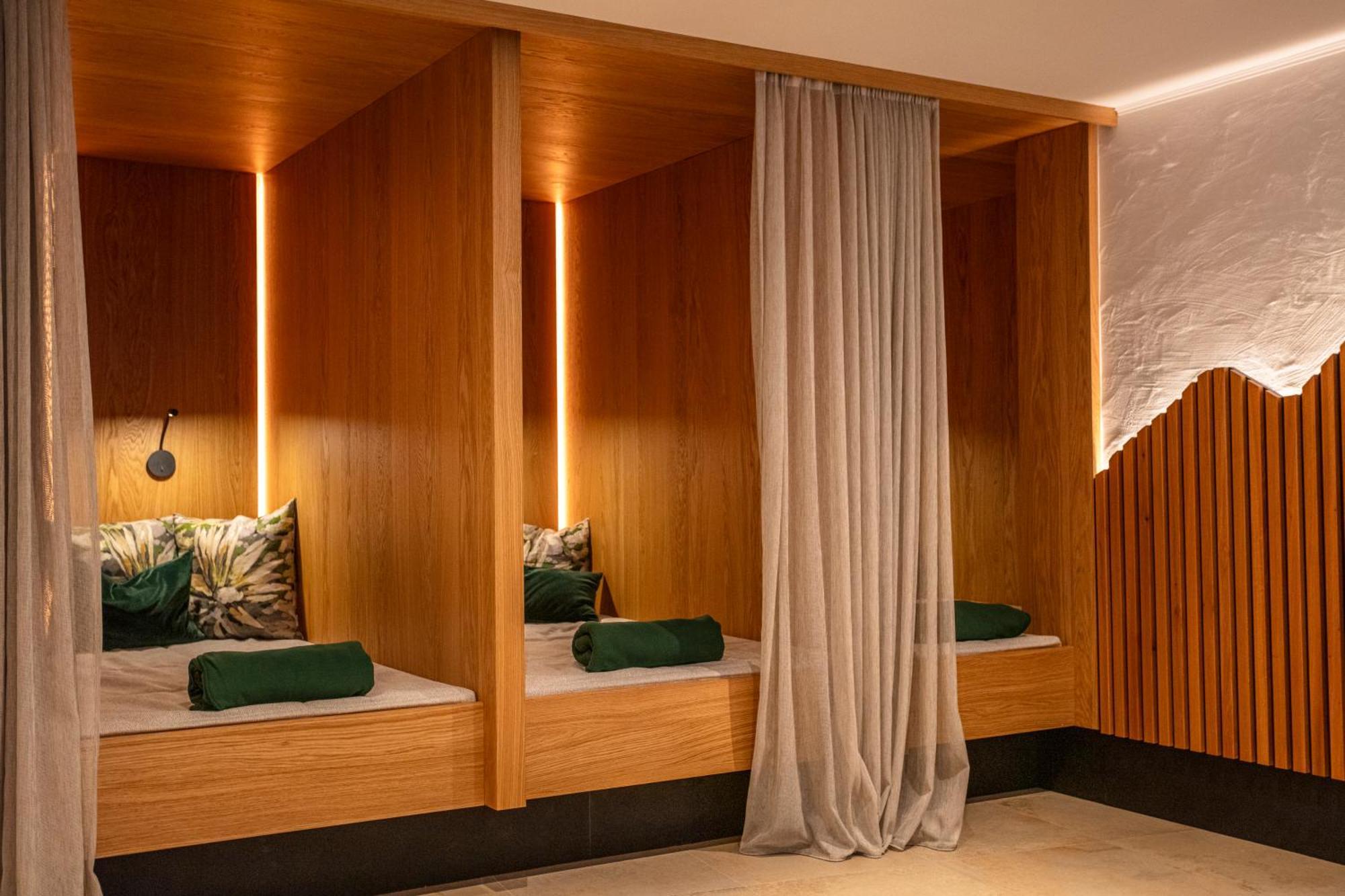 Hotel Oberwirt - Nahe An Saalbach Und Zell Am See, Viehhofen Sommercard Екстериор снимка