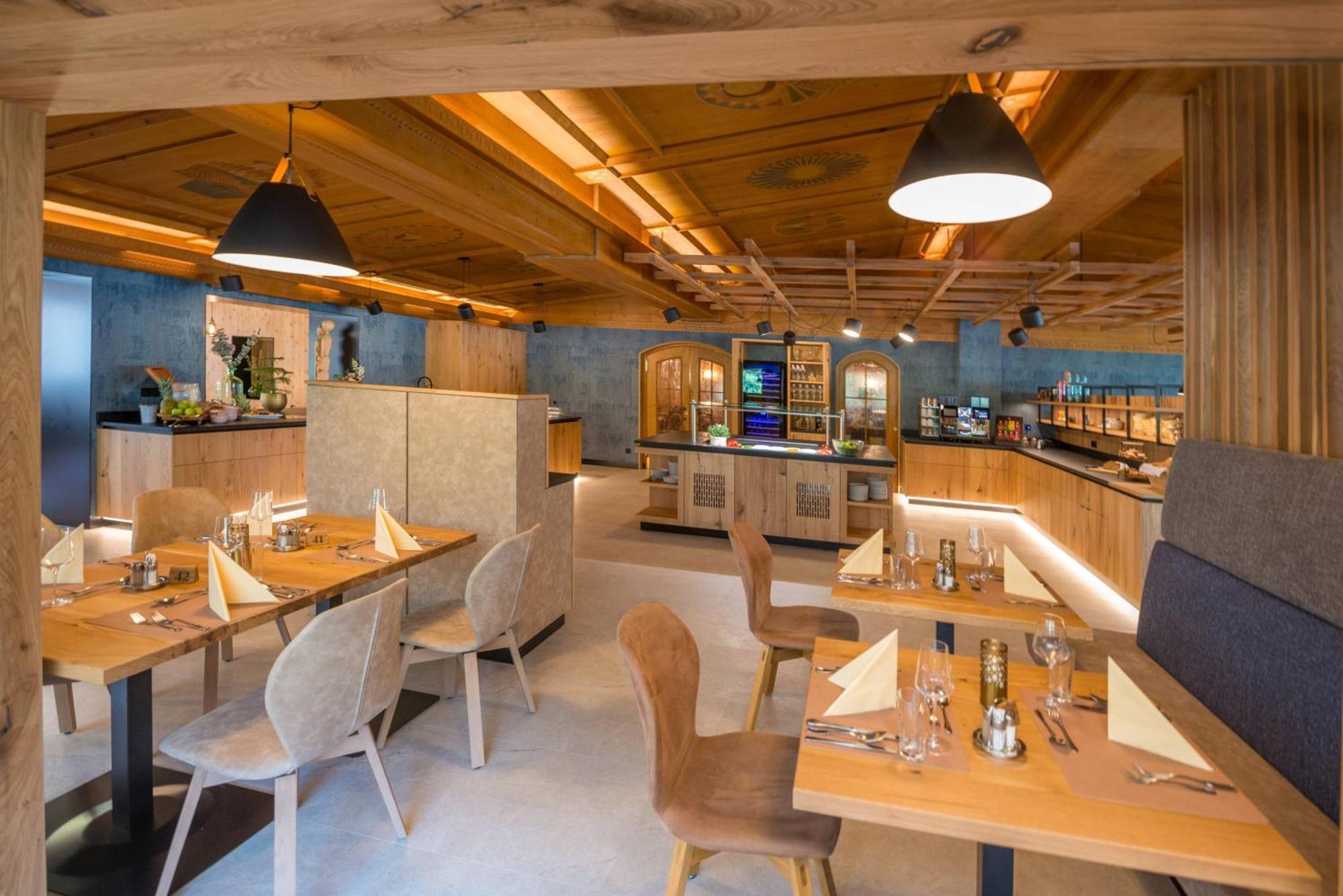 Hotel Oberwirt - Nahe An Saalbach Und Zell Am See, Viehhofen Sommercard Екстериор снимка