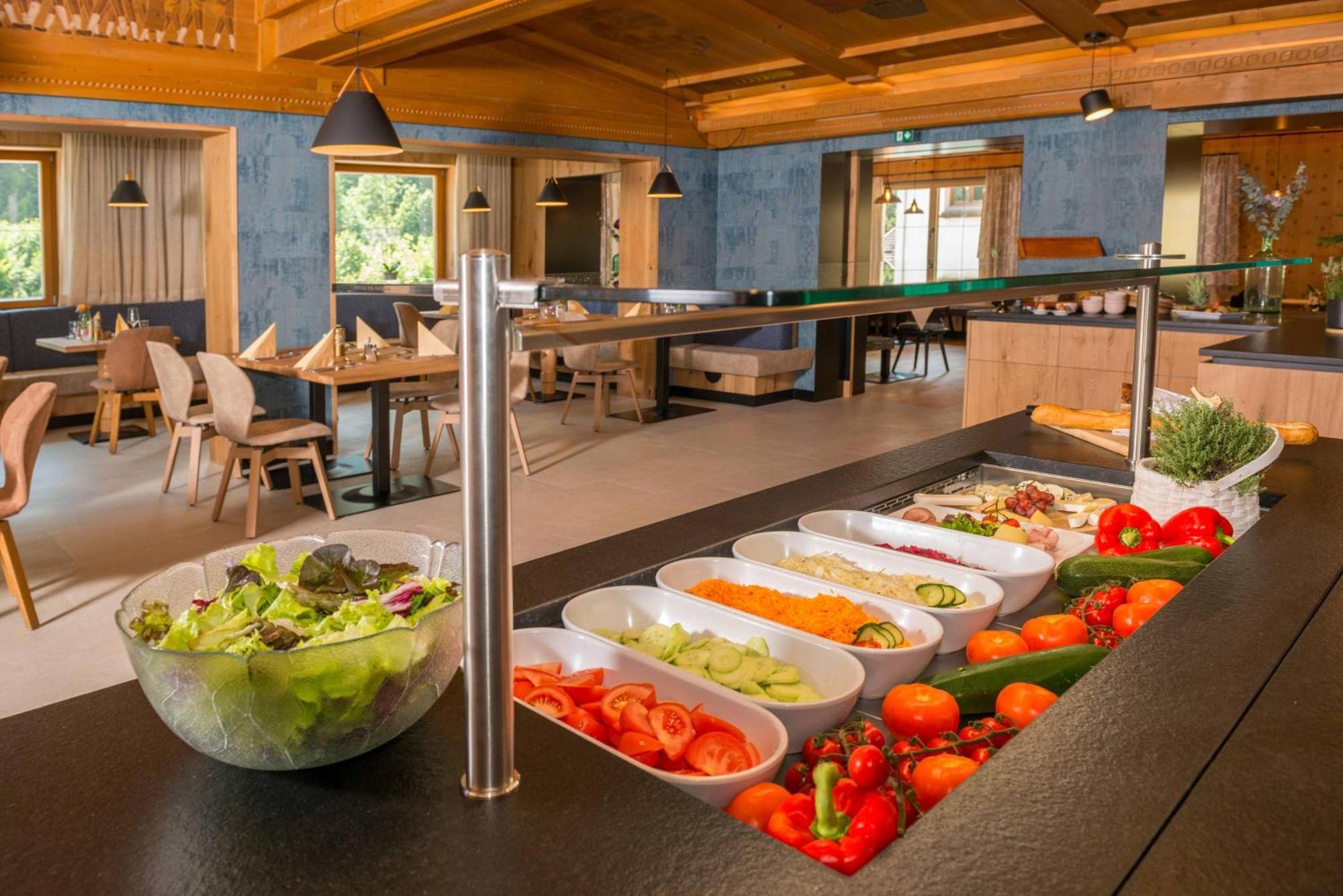 Hotel Oberwirt - Nahe An Saalbach Und Zell Am See, Viehhofen Sommercard Екстериор снимка