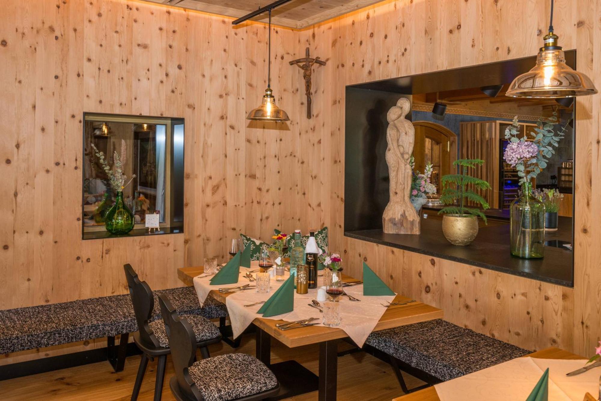 Hotel Oberwirt - Nahe An Saalbach Und Zell Am See, Viehhofen Sommercard Екстериор снимка