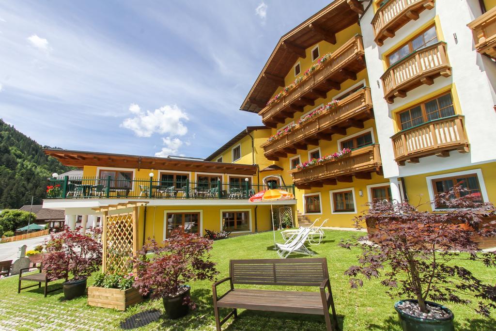 Hotel Oberwirt - Nahe An Saalbach Und Zell Am See, Viehhofen Sommercard Екстериор снимка