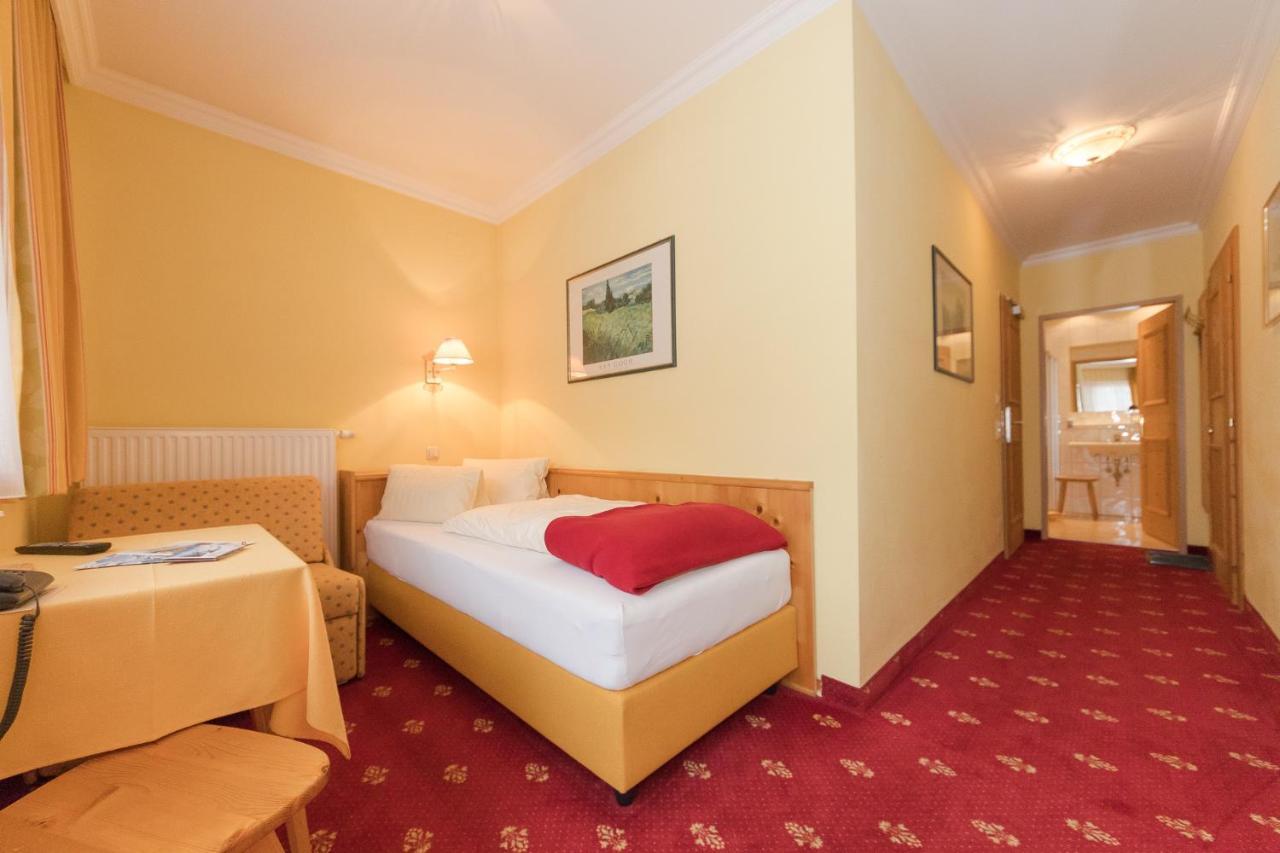 Hotel Oberwirt - Nahe An Saalbach Und Zell Am See, Viehhofen Sommercard Екстериор снимка